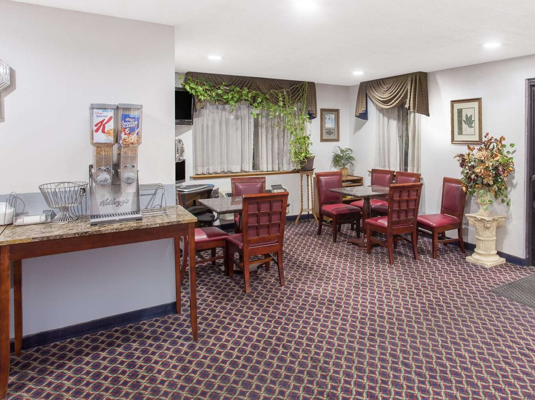 Super 8 By Wyndham Selma/fresno Area主图