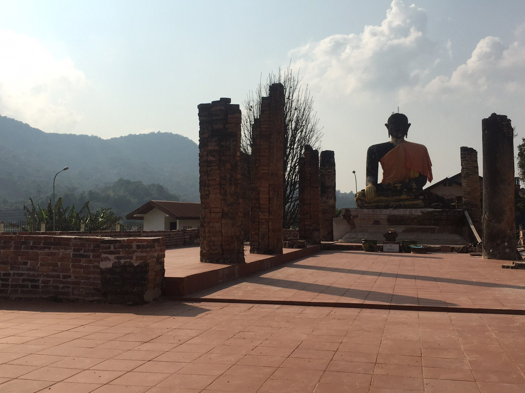 Wat Phiawat-Xieng Khouang必去景点