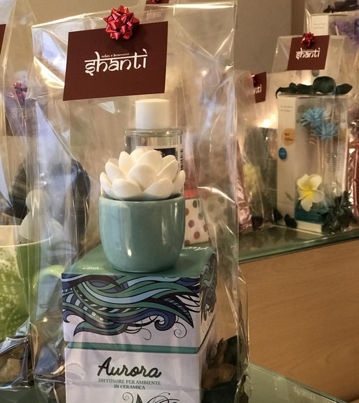 Shanti - Studio di Consulenza Olistica, Ayurvedica e Naturopatica-阿韦利诺必去景点