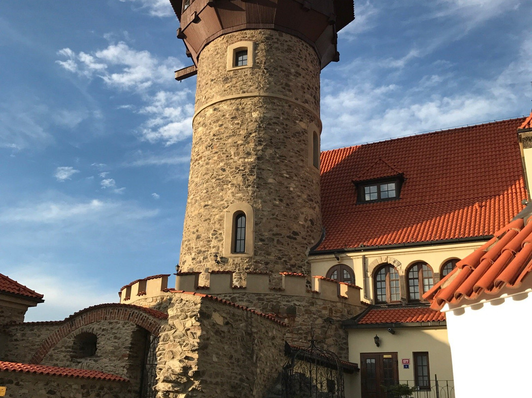 Marianske Radcice旅游景点-Hnevín Castle