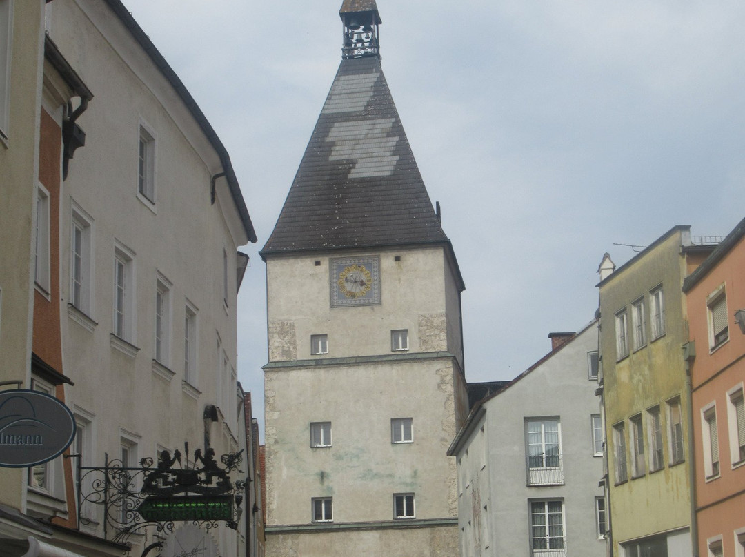 Stadttorturm-因河畔布劳瑙必去景点