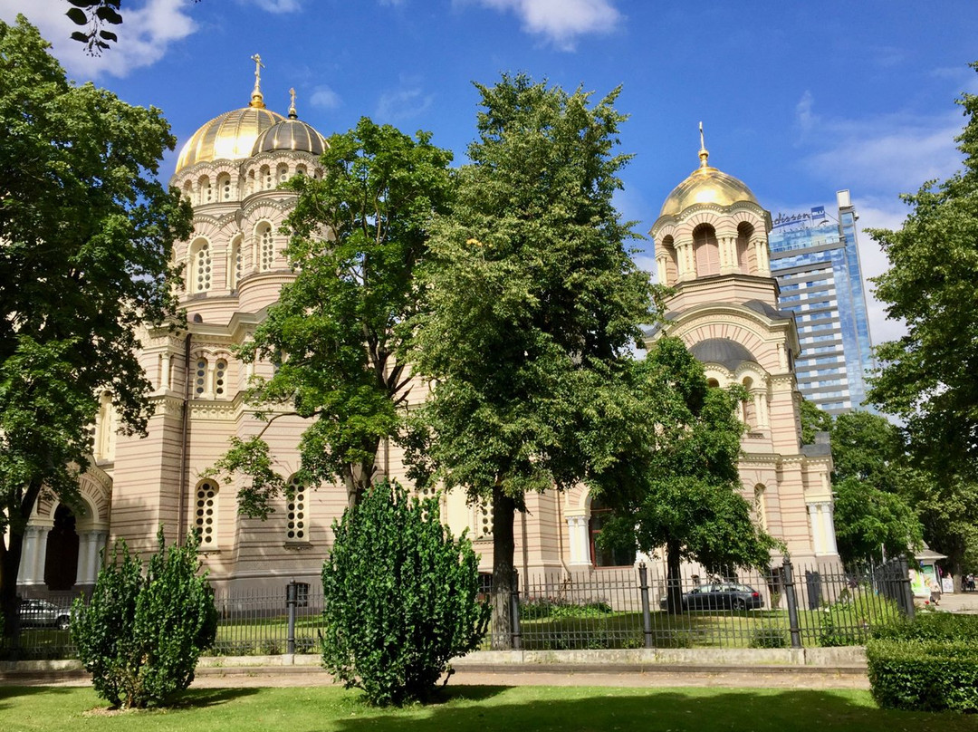 Nativity of Christ Cathedral景点图片