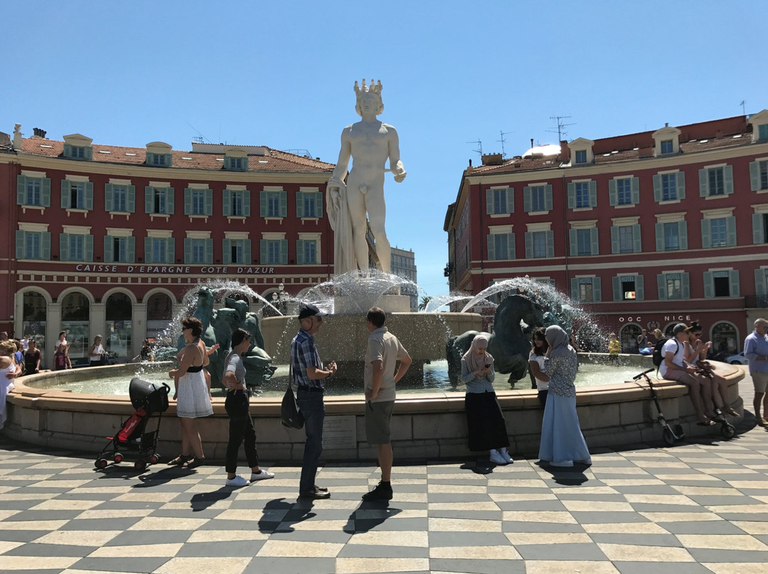 Fontaine du Soleil-尼斯必去景点