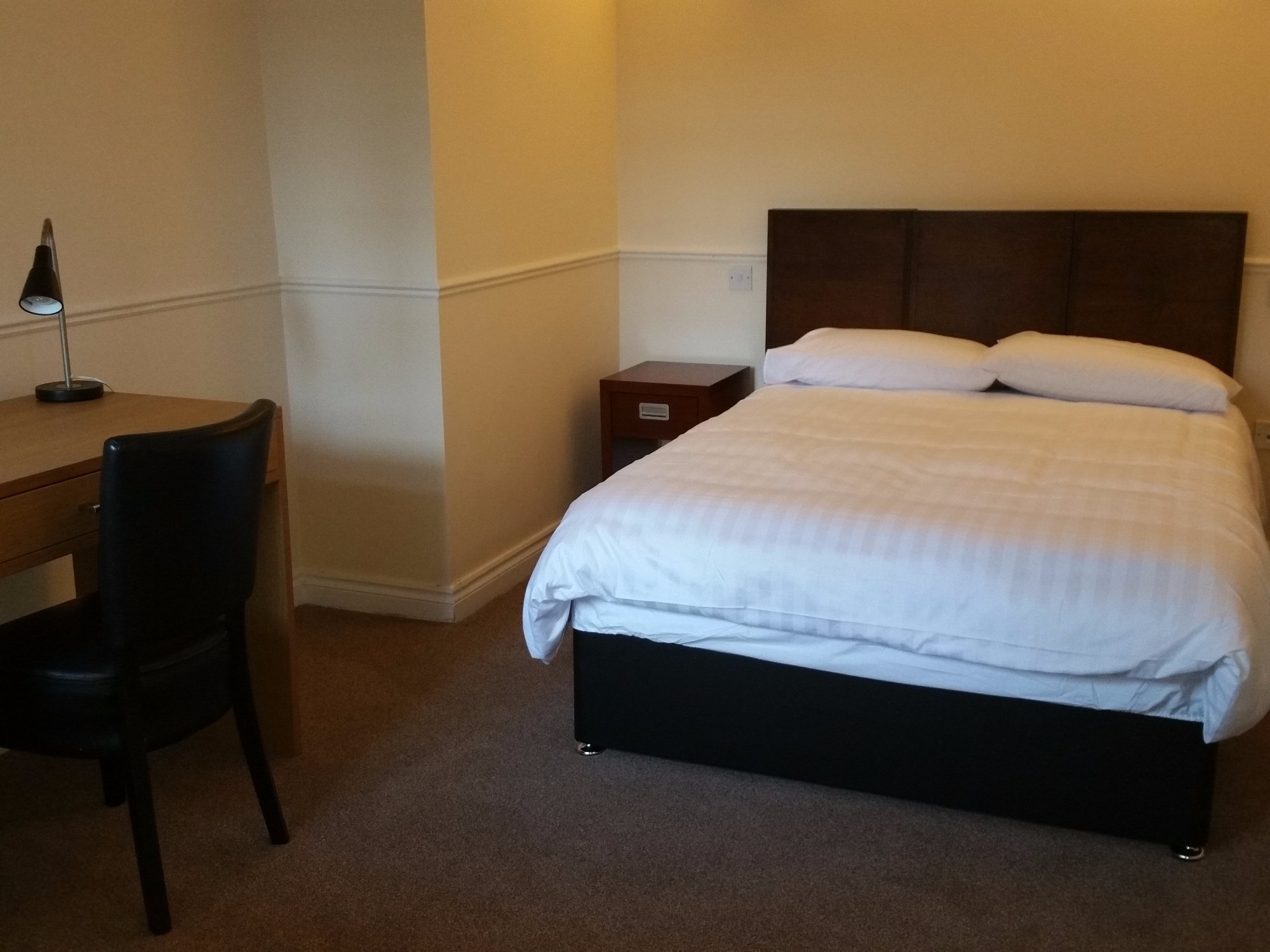 Charlotte Rooms-官方