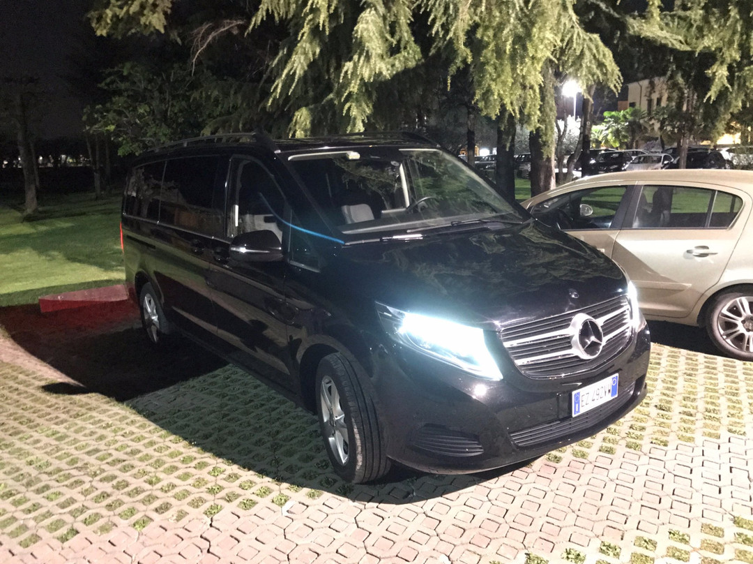 GT Travel - Noleggio auto con conducente景点图片