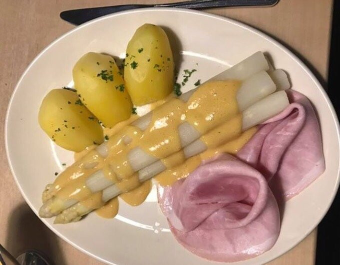 Platzhirsch Wirtshaus am Main