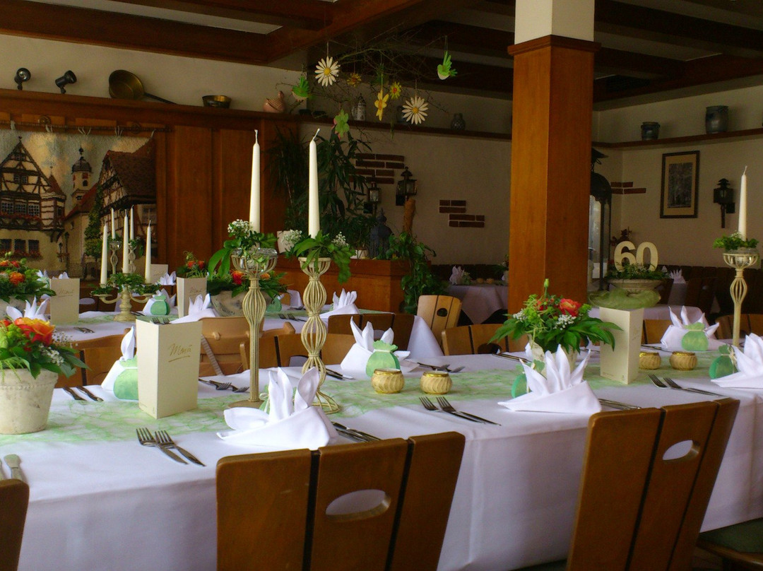 Hayingen酒店住宿-Gasthof Kreuz