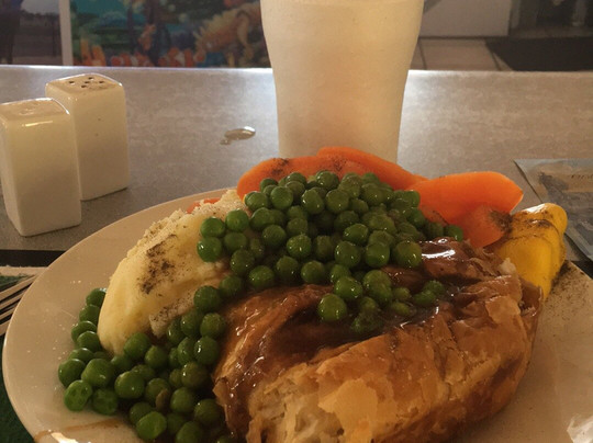 Clare餐馆和美食-Commercial Hotel Home Hill