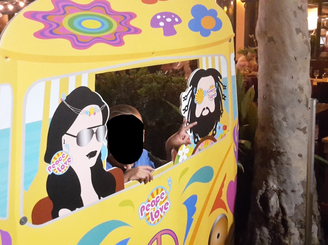 Bellaria旅游景点-Peace&Love Funkybar