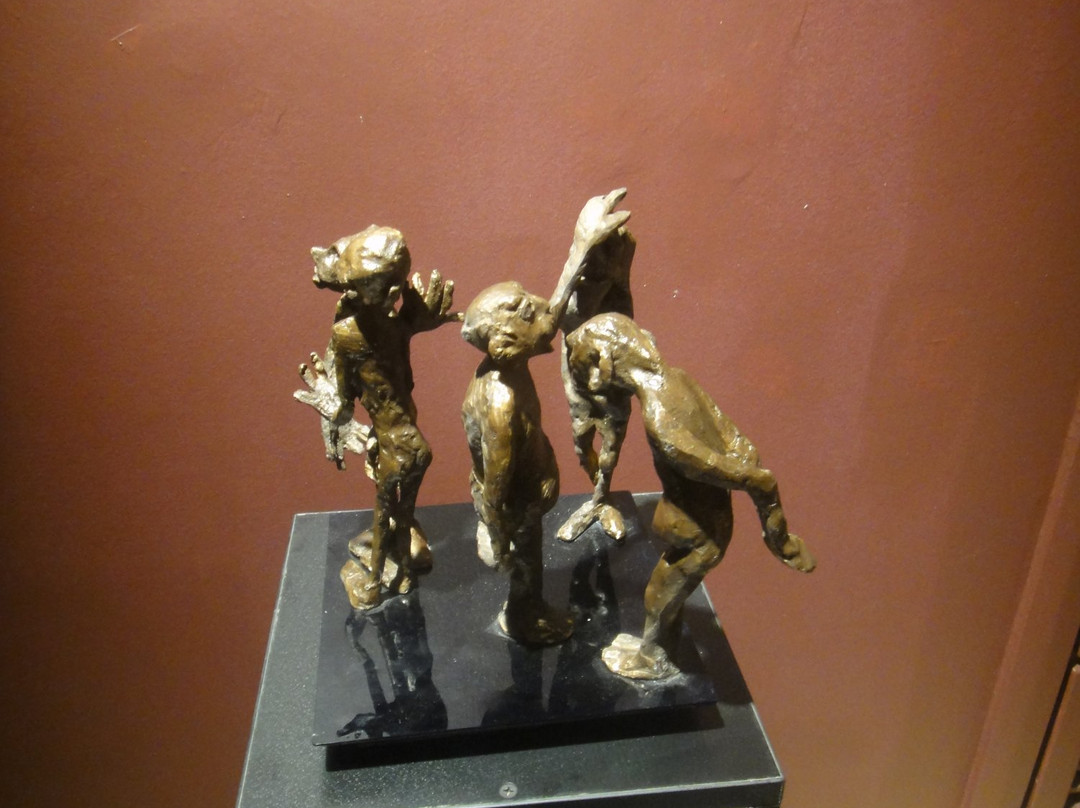 Iranian Artists Forum景点图片