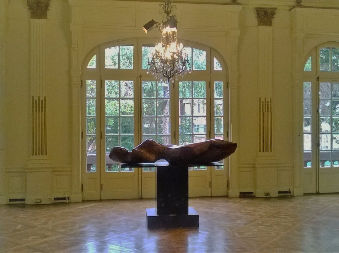 Fundacion Romulo Raggio-Vicente Lopez必去景点