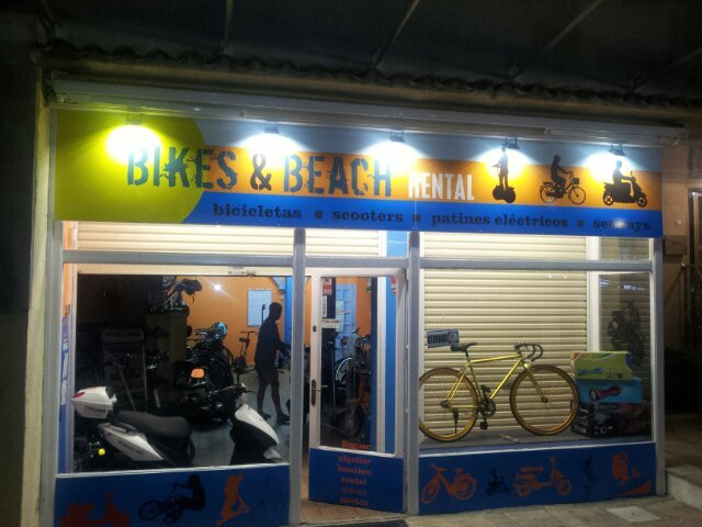 Bikes and Beach Rental景点图片