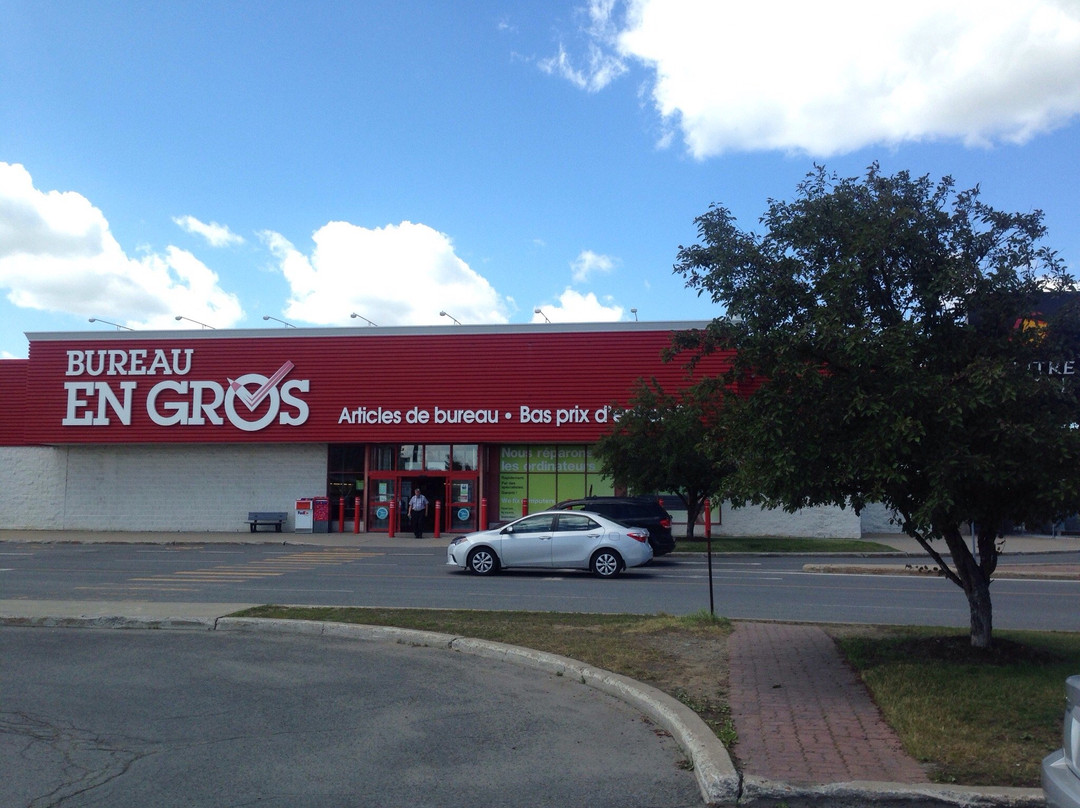 Centre Laval-拉瓦尔必去景点