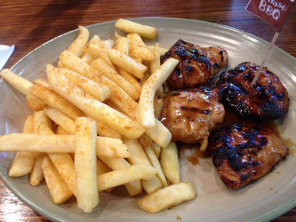 机场西餐馆和美食-Nando's