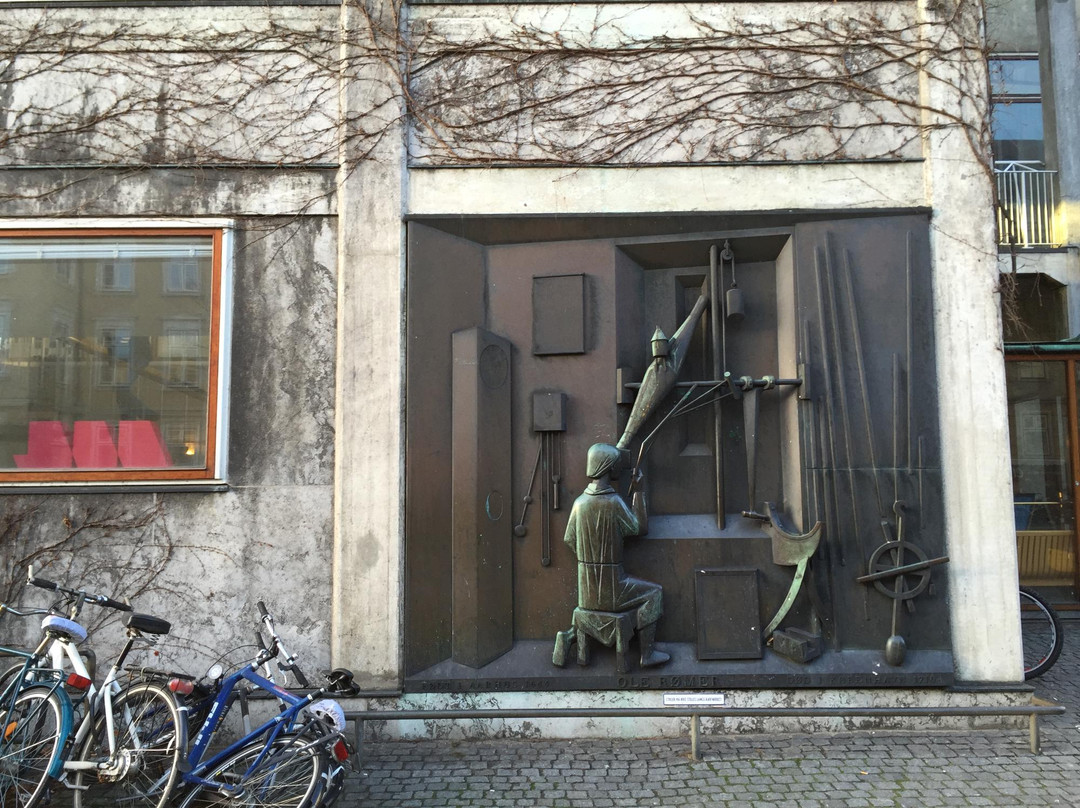 Minderelief For Ole Romer-欧胡斯必去景点