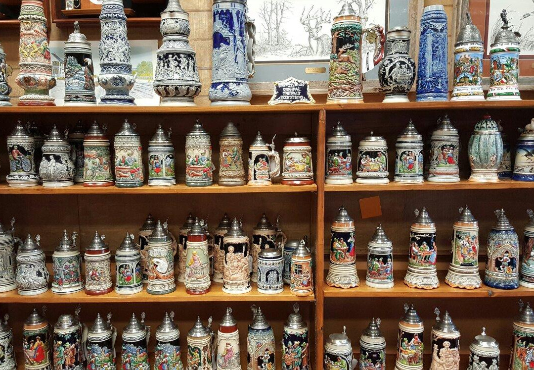 Opa's German Store-新布朗费尔斯必去景点