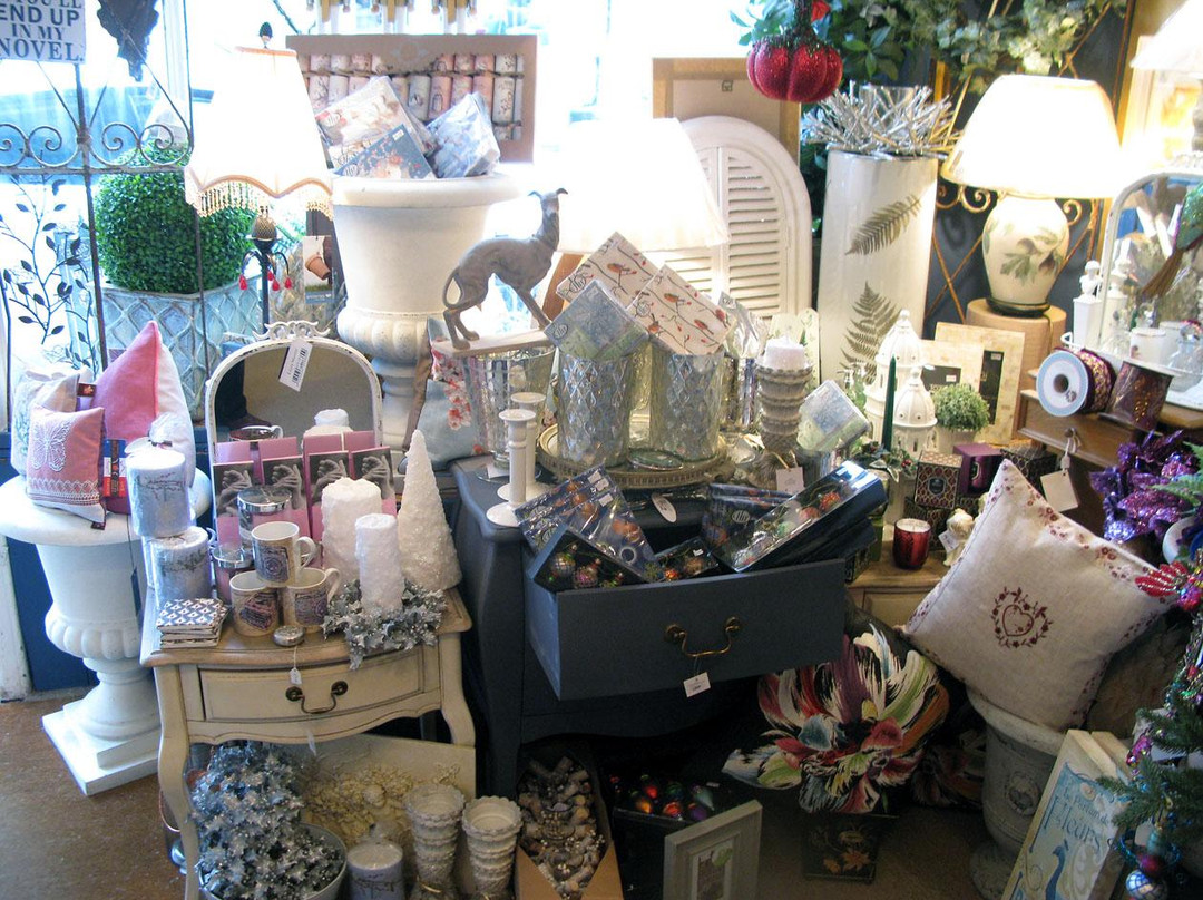 Needful Things Interiors & Gifts-Castle Cary必去景点