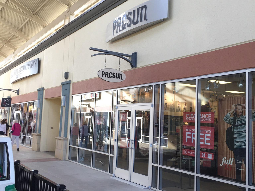 Cincinnati Premium Outlets-Monroe必去景点