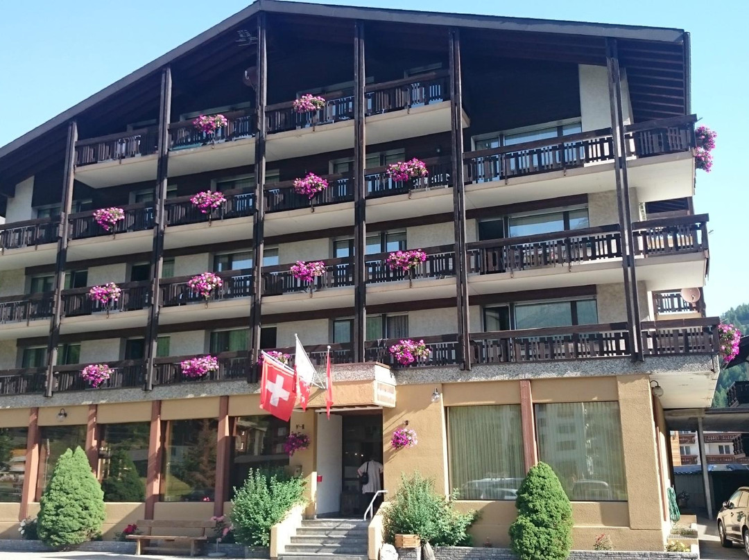 Etoile Hotel