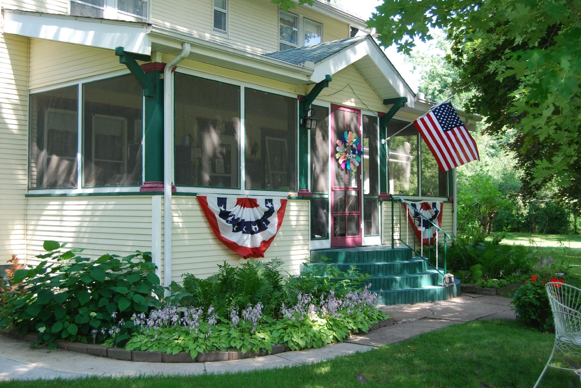 Maple Knoll Inn-官方