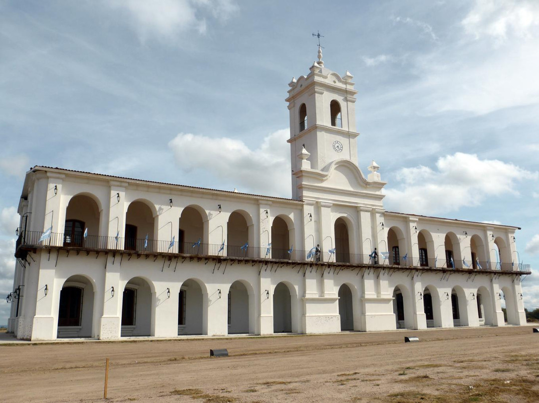 Replica Del Historico Cabildo de 1810-La Punta必去景点