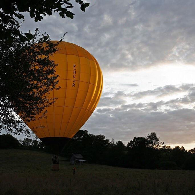Montgolfieres de Falaise景点图片