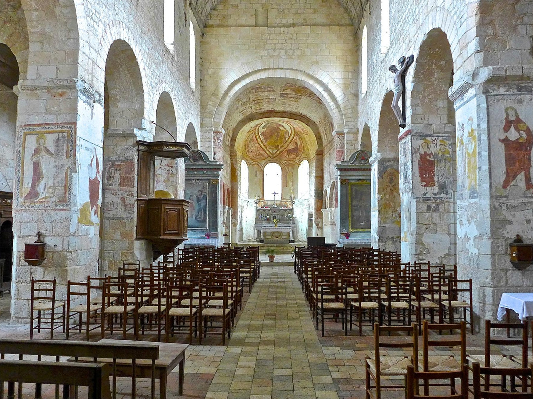 Lavardin Saint-Genest Church景点图片