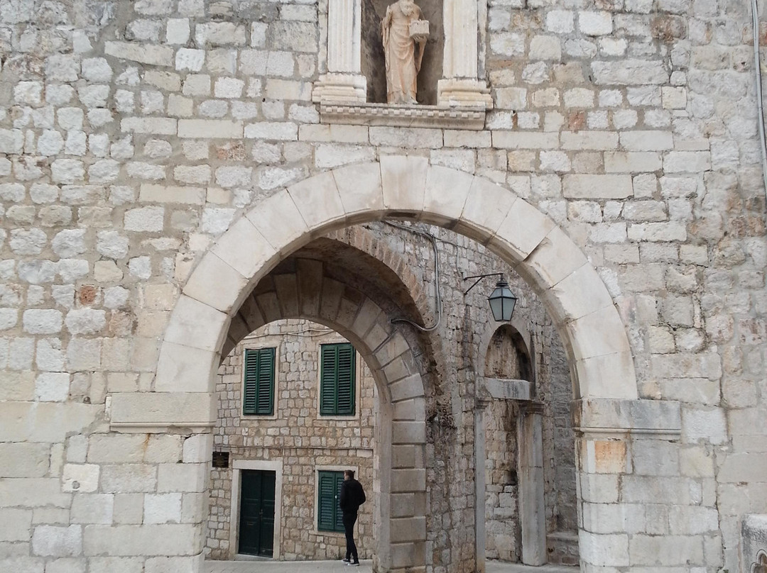 Ploče Gate-杜布罗夫尼克必去景点