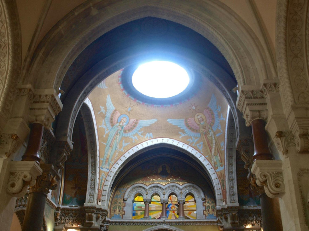 Basilique St Jean Francois Regis-Lalouvesc必去景点