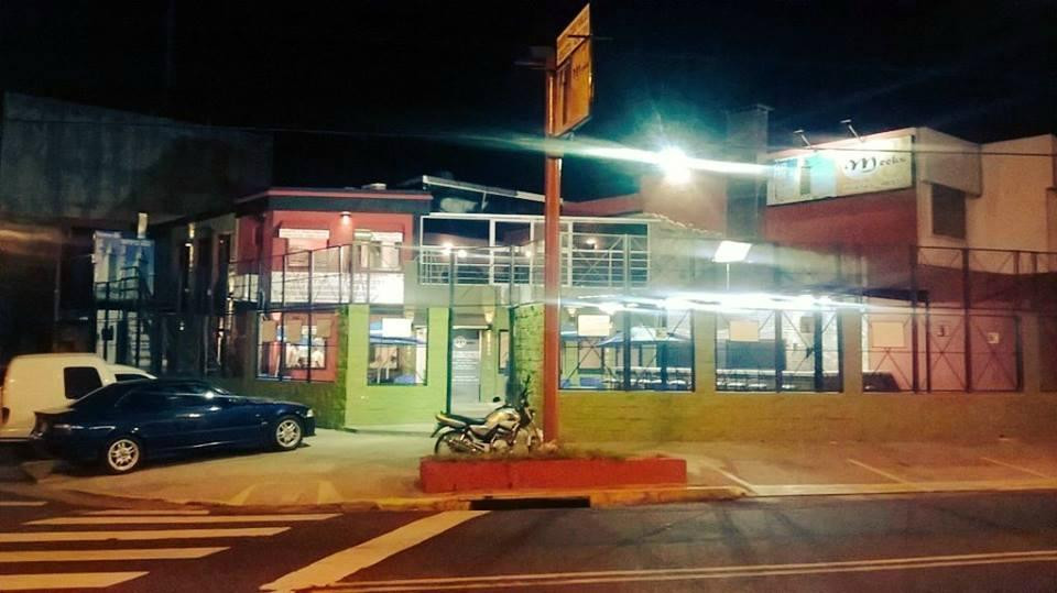 Torre de Hercules Cigar Bar-Temperley必去景点