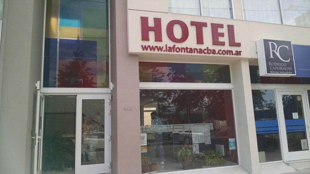 Hotel La Fontana-浴室