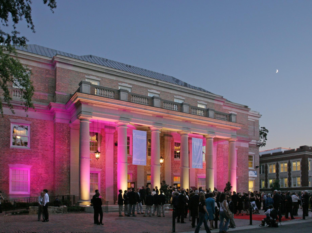 Carolina Performing Arts-教堂山必去景点