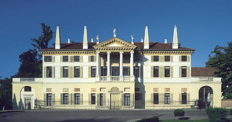Museo Rossimoda della Calzatura-斯特拉必去景点