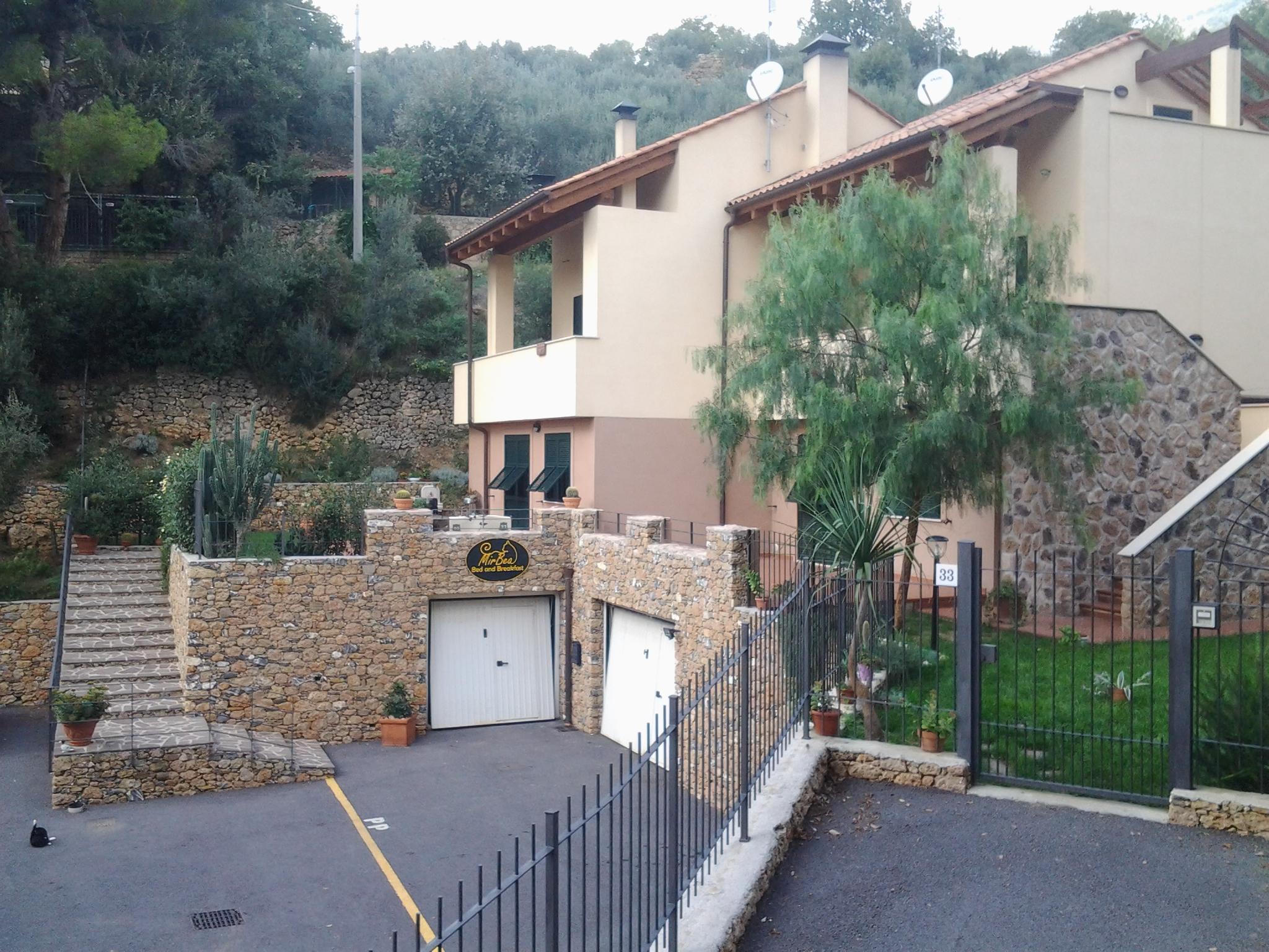 B&B Mirbea-官方