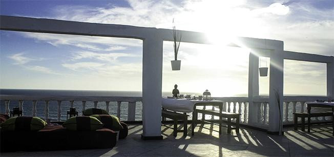Deep Curl Surf Villa