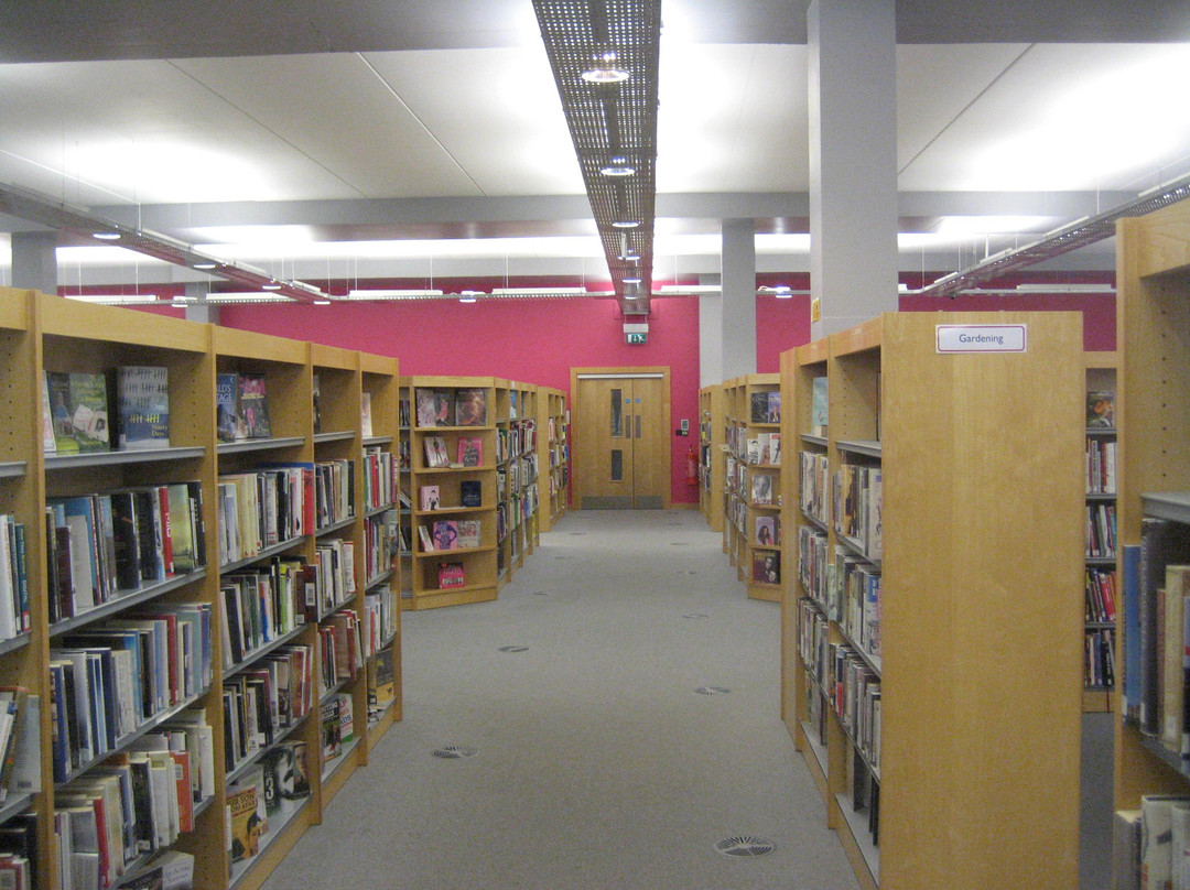 Lisburn City Library景点图片