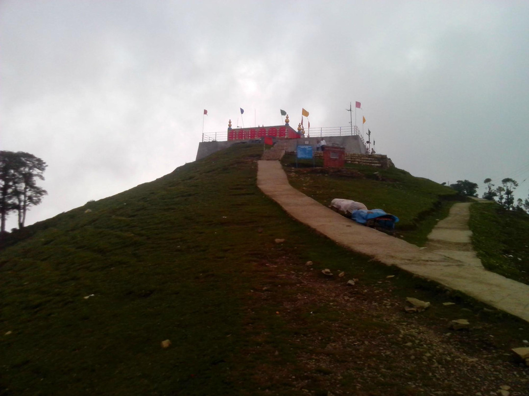 Shikari Devi Temple景点图片