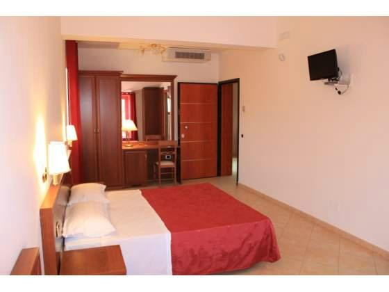 Chiesiola酒店住宿-B&B Borgo Cerasa