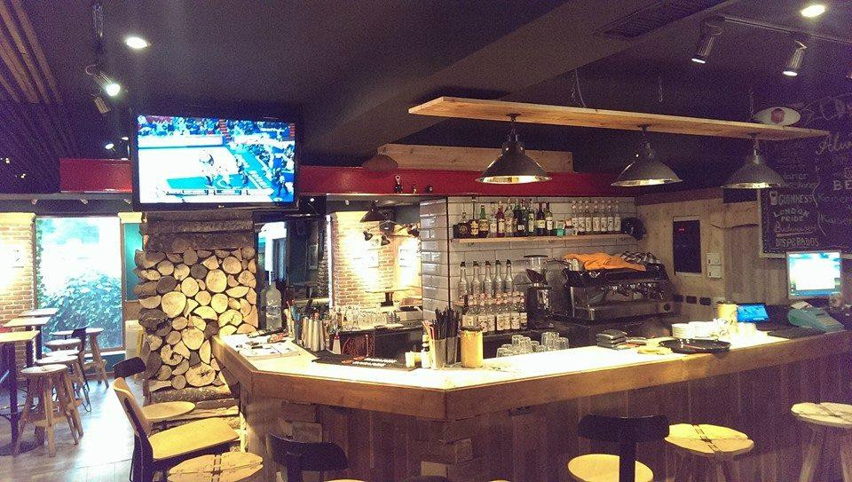 Duff Sports Bar-地拉那必去景点