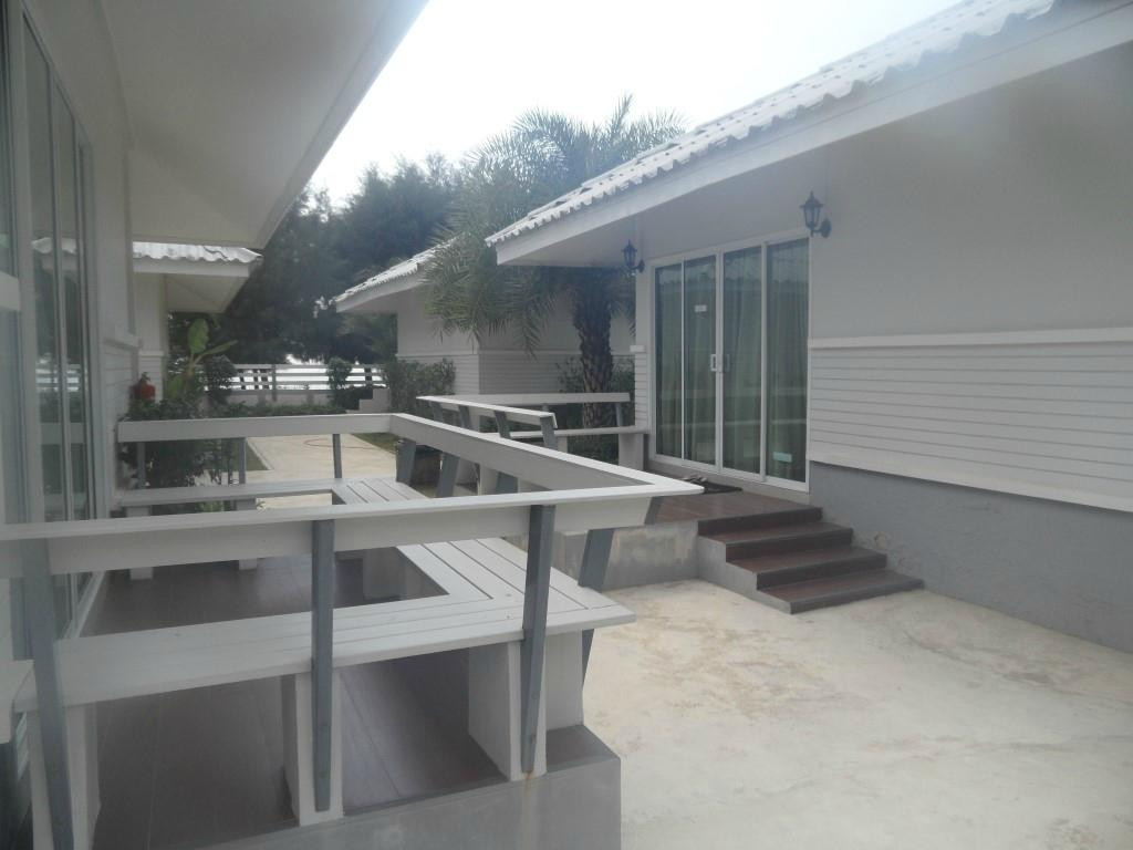 乐姆斯塔里天然海滩度假村主图