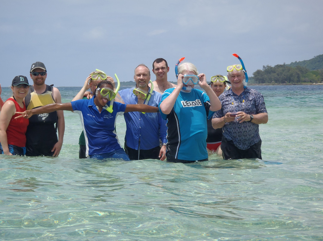 Kayaking Vanuatu-维拉港必去景点