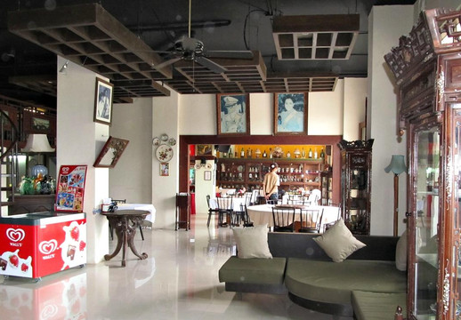 芭东穆斯酒店主图