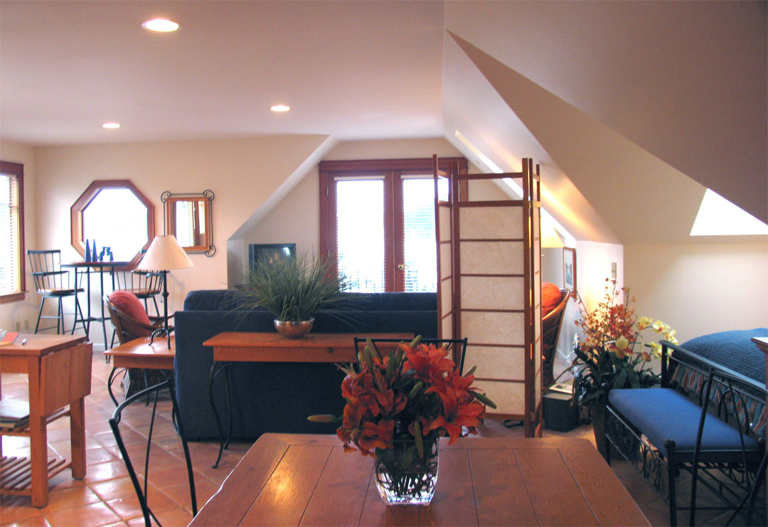 Ferry Landing Suites主图