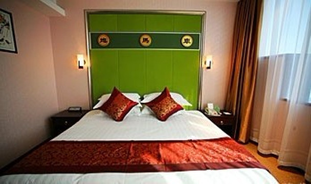 泽天大酒店主图