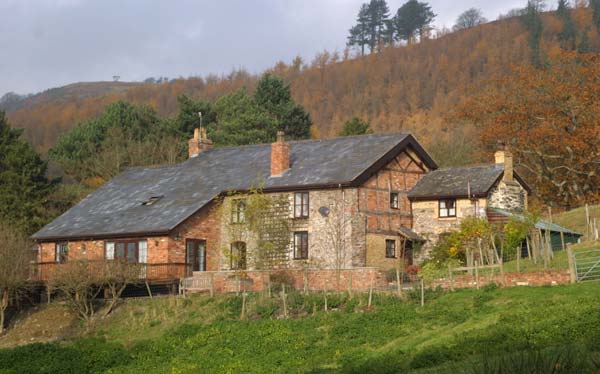 Pendalog Farm Bed & Breakfast-官方