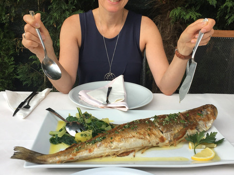 Vrvari餐馆和美食-Buffet Zomzi