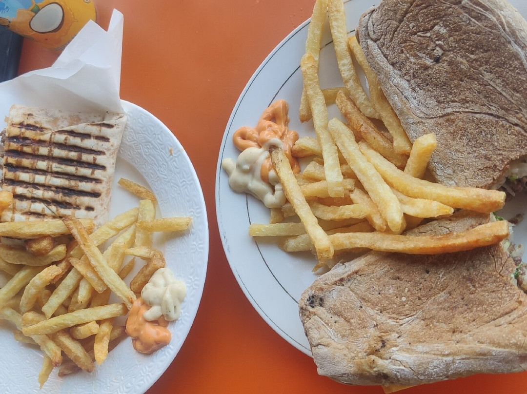 4 Seasons Patisserie