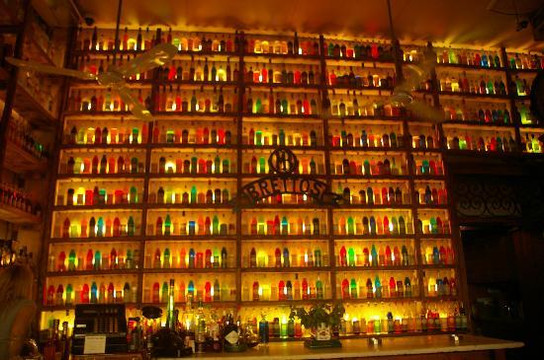 布雷托斯酒吧-雅典必去景点