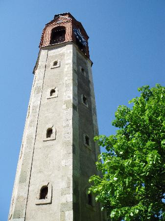Clock Tower (Sahat Kulla)-普里什蒂纳必去景点
