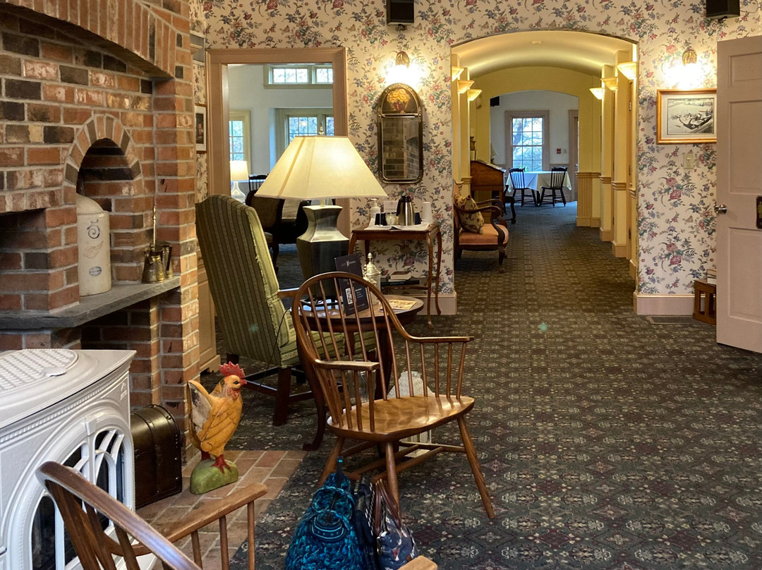 Chesterfield Inn主图